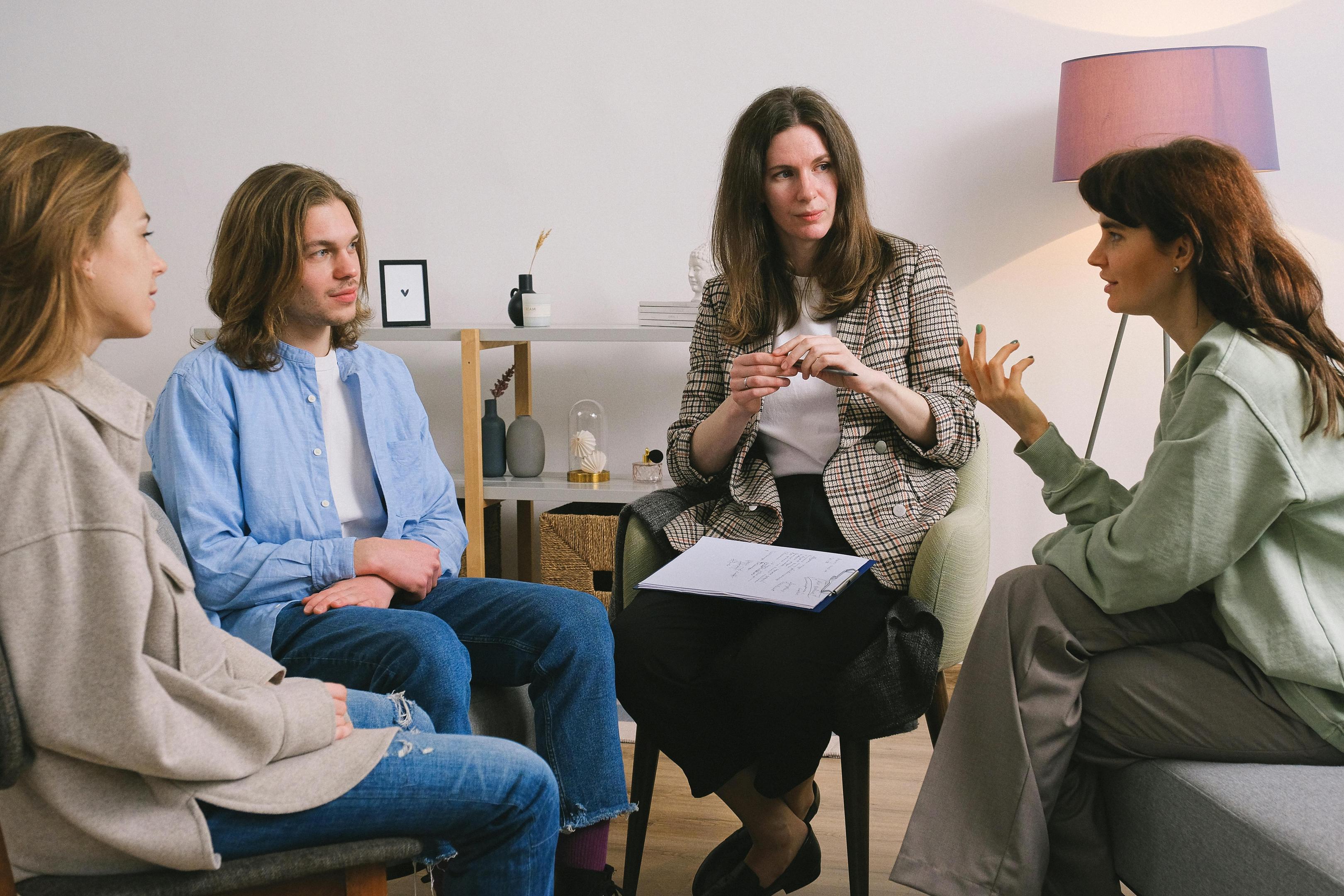 Group therapy at the best rehab programs in New Jersey
